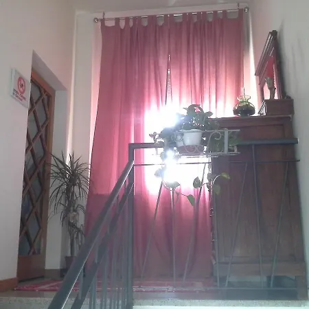 לינה וארוחת בוקר Ciccilia בנטיבוליו