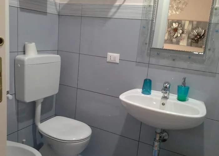 לינה וארוחת בוקר Ciccilia בנטיבוליו